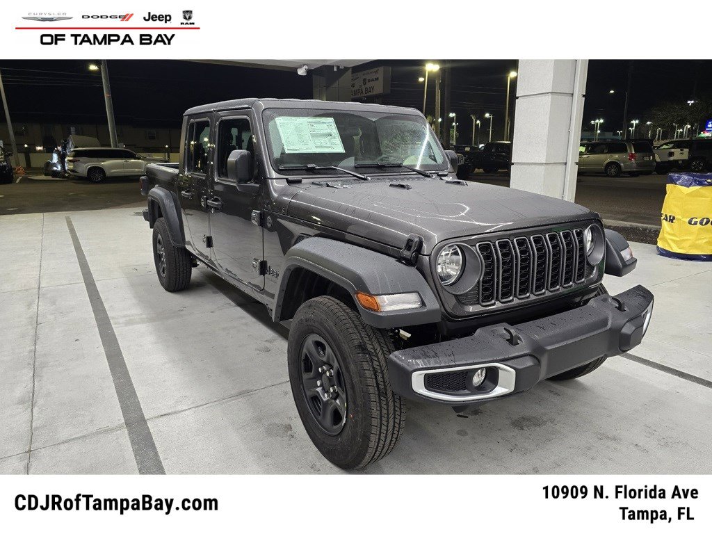 2026 Jeep Gladiator Sport's photo