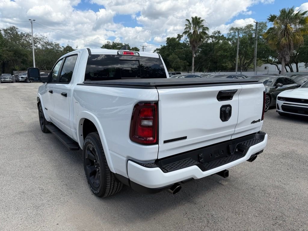 New 2026 Ram 1500 BIG HORN CREW CAB 4X4 5'7 BOX Pickup