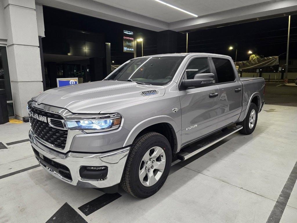 New 2026 Ram 1500 BIG HORN CREW CAB 4X4 5'7 BOX Pickup