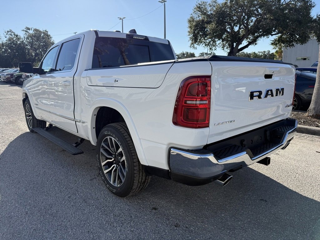 New 2026 Ram 1500 LIMITED CREW CAB 4X4 5'7 BOX Pickup