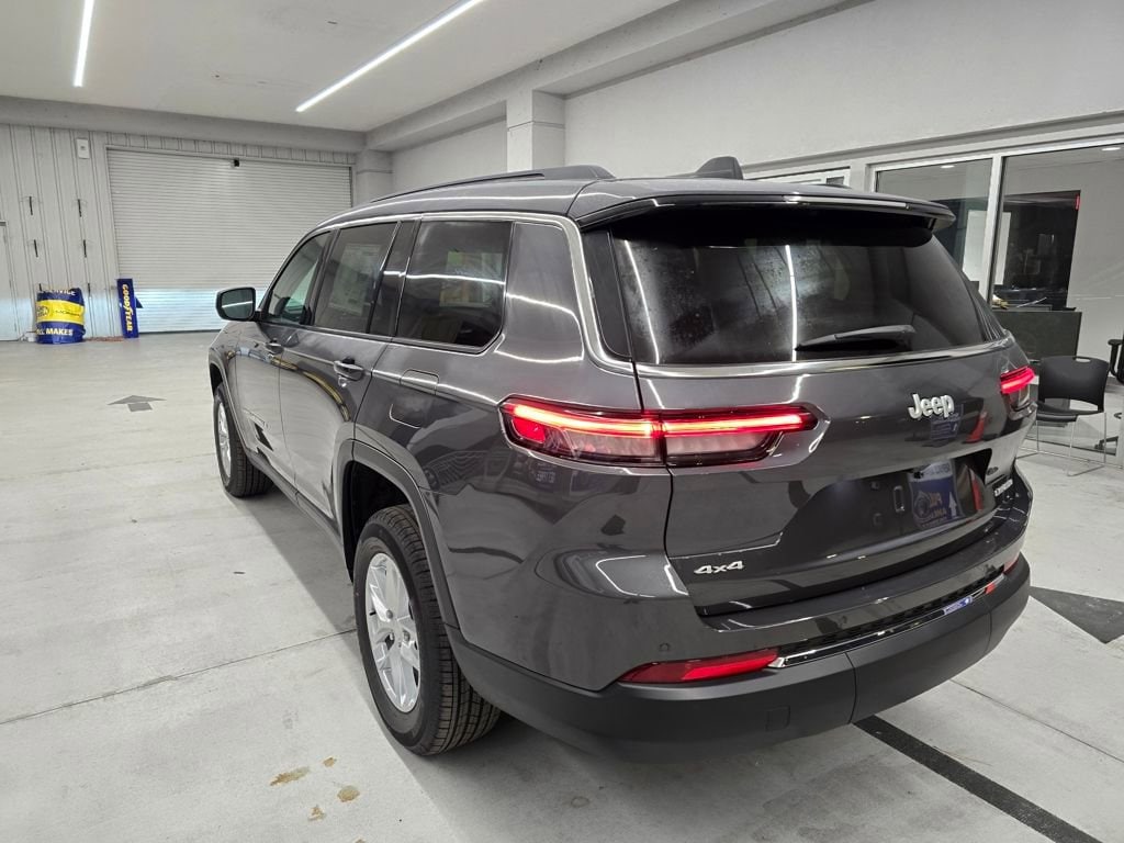 New 2025 Jeep Grand Cherokee L LAREDO X 4X4 Sport Utility