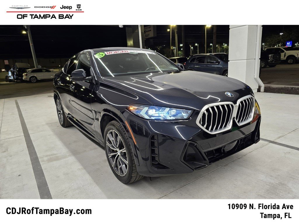 2025 BMW X6 40i's photo