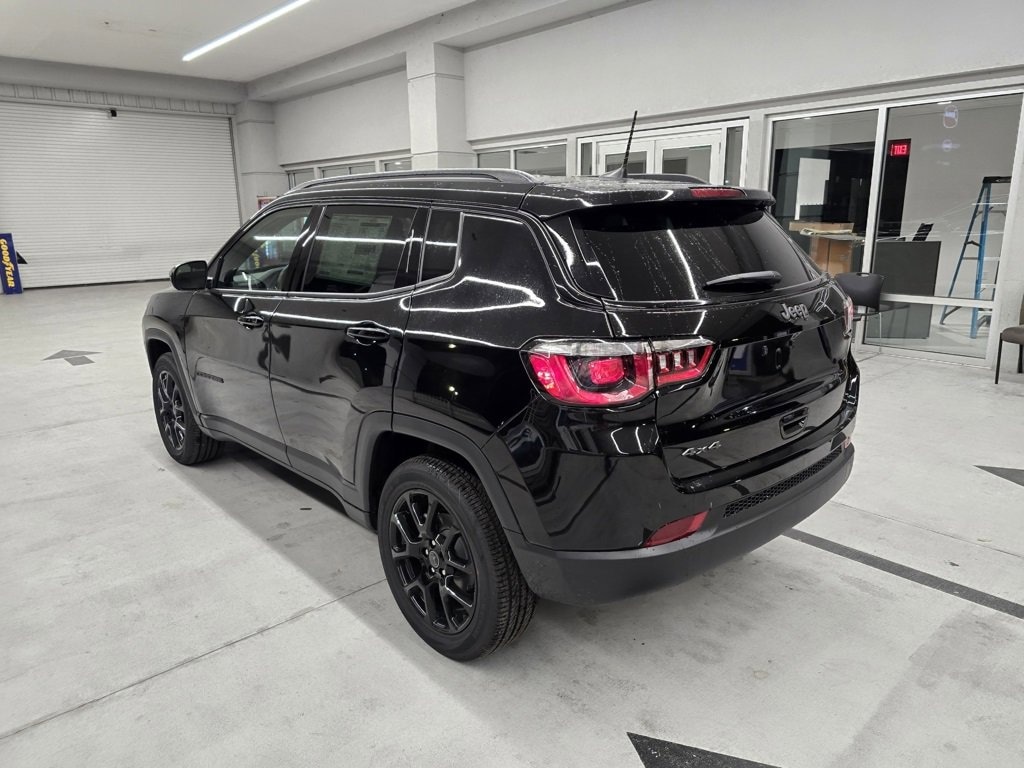 New 2026 Jeep Compass LATITUDE ALTITUDE 4X4 Sport Utility