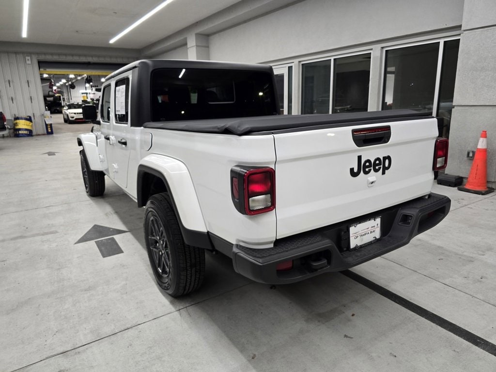 Used 2024 Jeep Gladiator Sport S Sport S 4x4