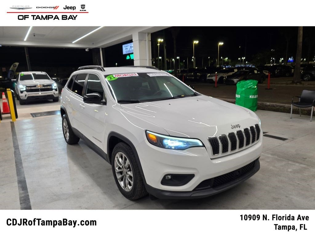 2022 Jeep Cherokee Latitude Lux's photo