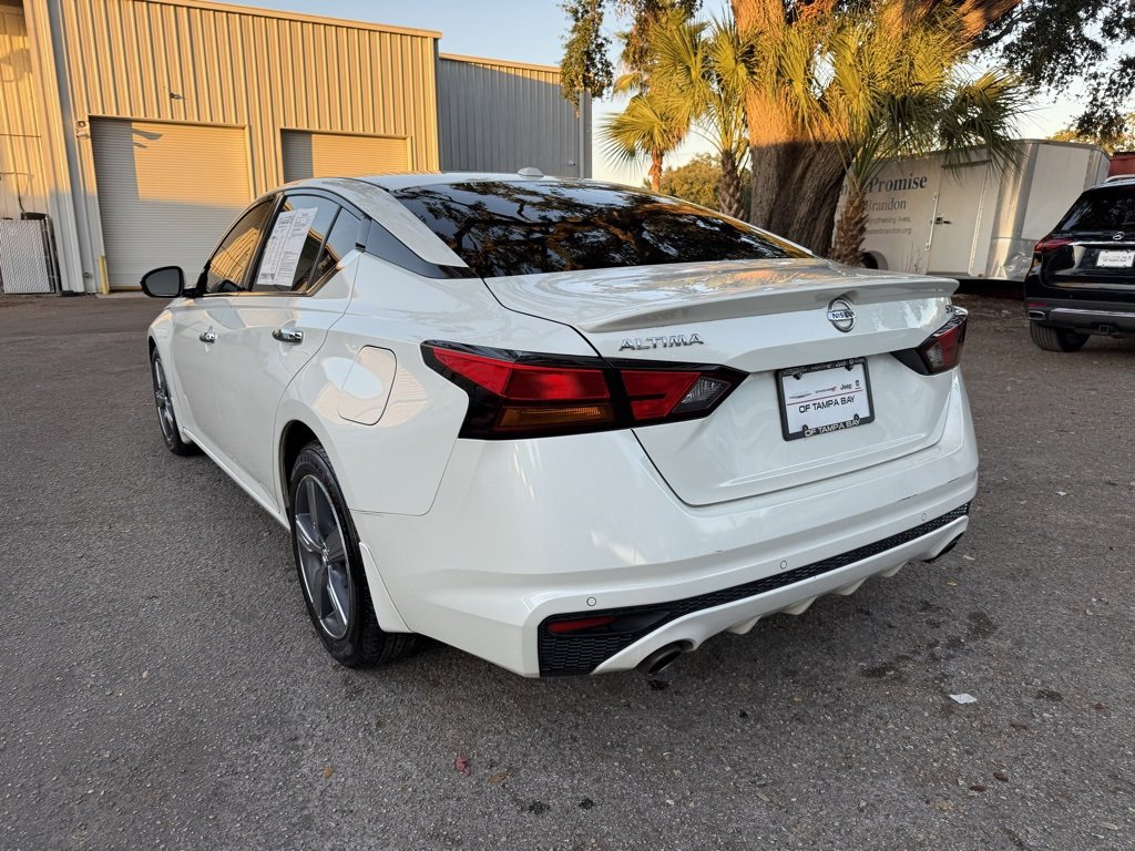 2019 Nissan Altima 2.5 SV photo 4