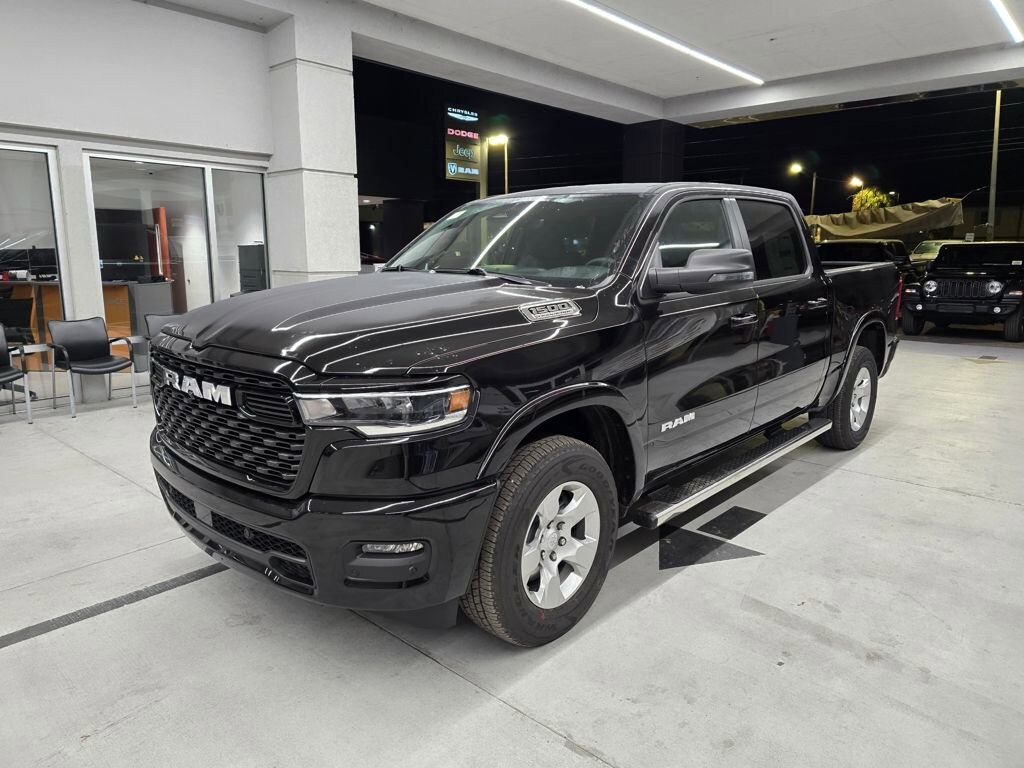 New 2026 Ram 1500 BIG HORN CREW CAB 4X2 5'7 BOX Pickup