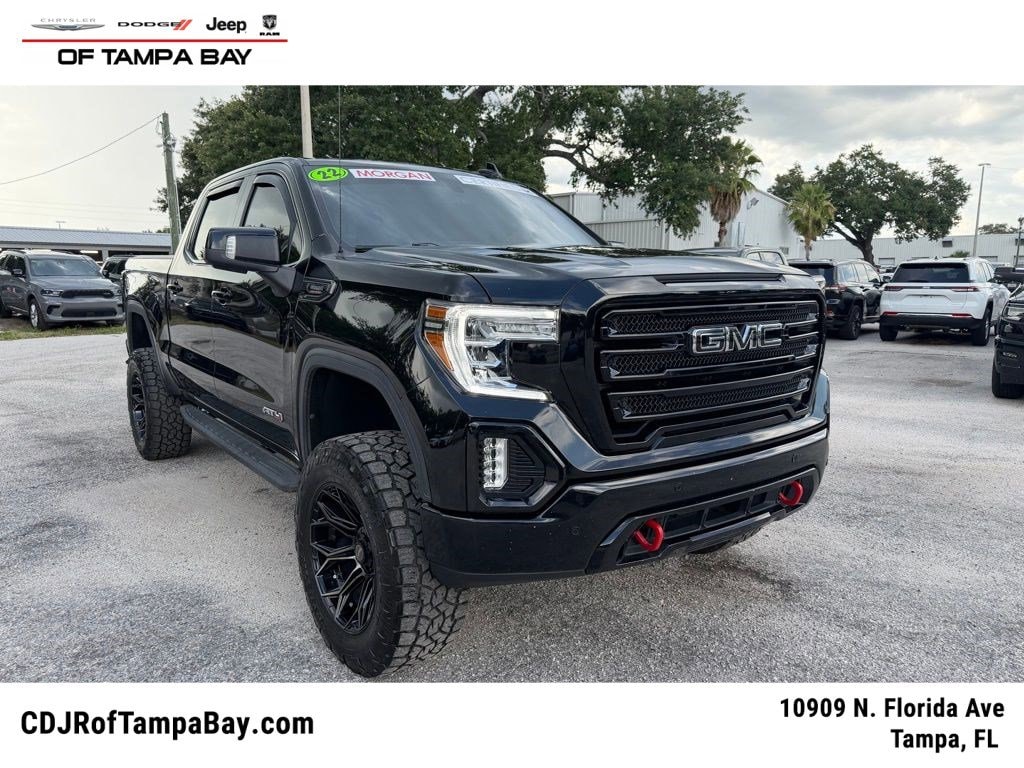 2022 GMC Sierra 4WD Crew Cab Short Box AT4's photo