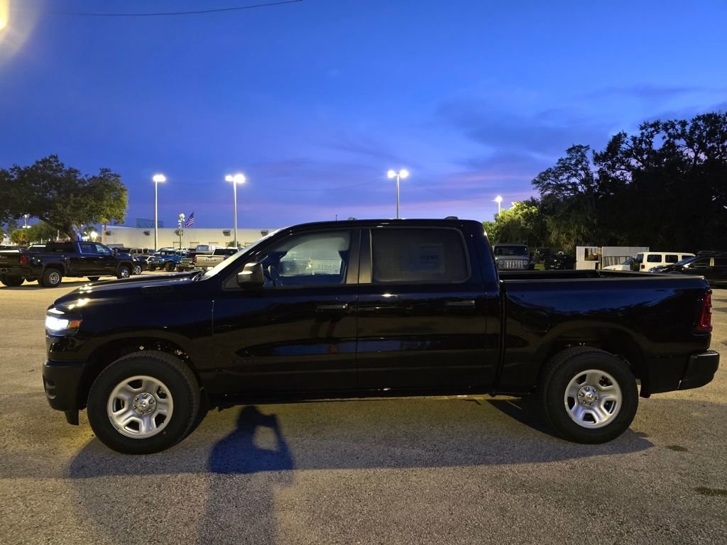 New 2026 Ram 1500 TRADESMAN CREW CAB 4X4 5'7 BOX Pickup