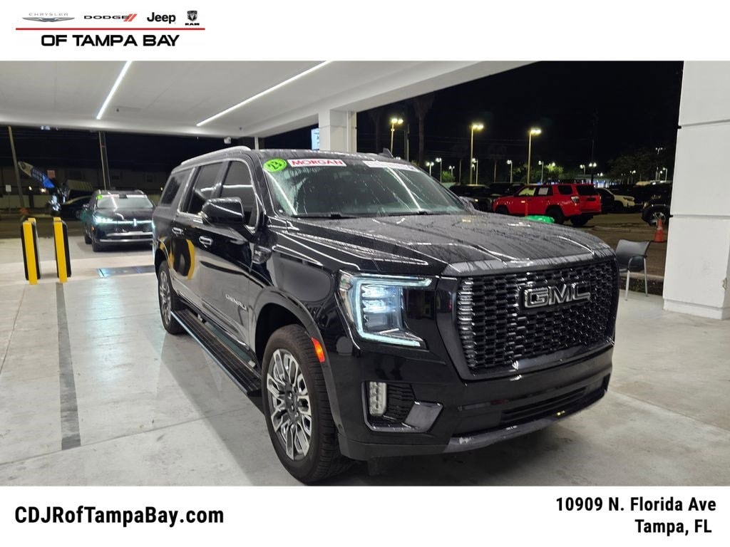 2023 GMC Yukon Denali Ultimate AWD's photo