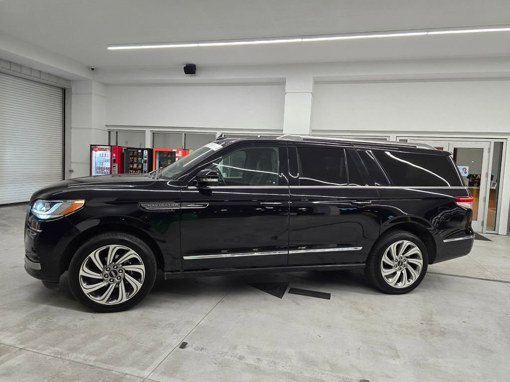 Certified 2023 Lincoln Navigator L Reserve Reserve 4x4
