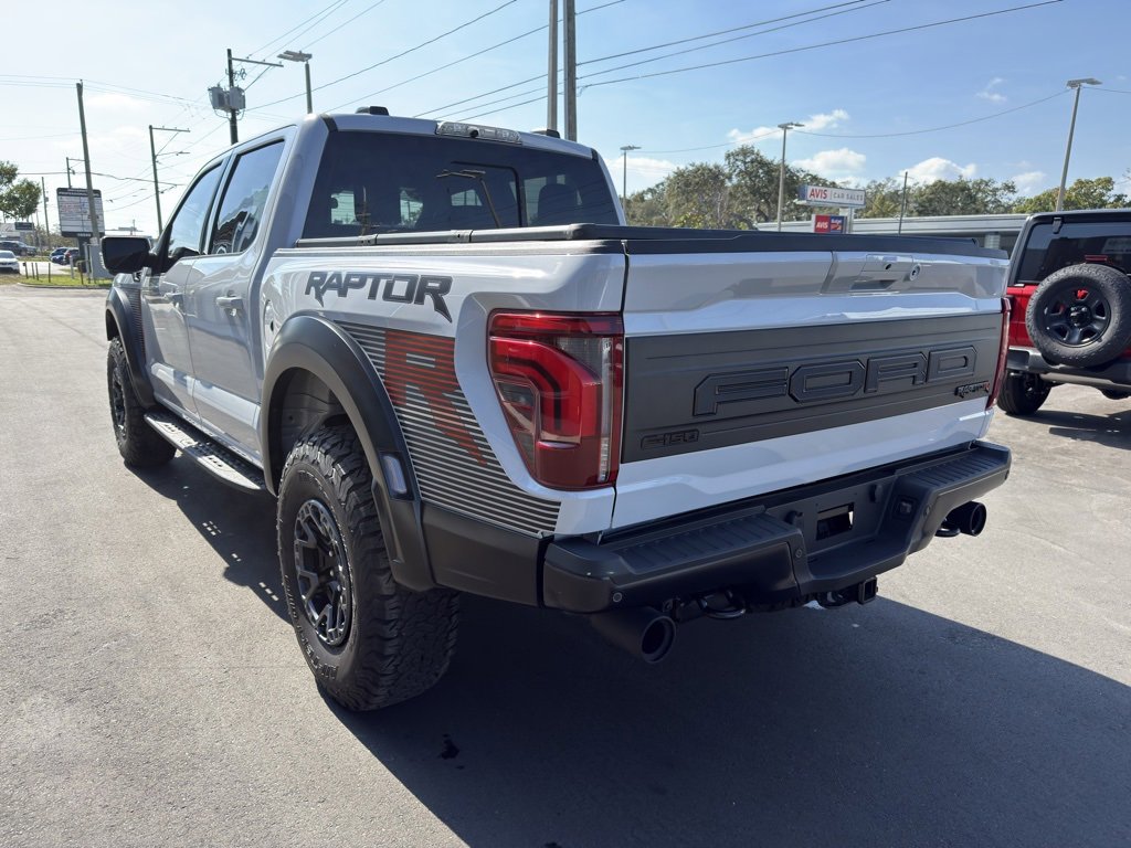 2025 Ford F-150 Raptor photo 4