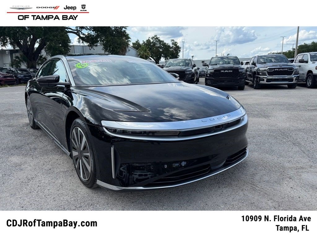 2023 Lucid Air Touring's photo