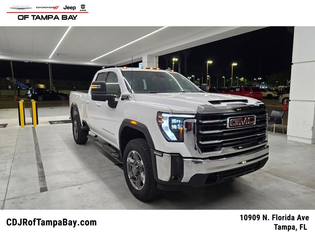 2025 GMC Sierra 4WD Double Cab Standard Box SLE's photo