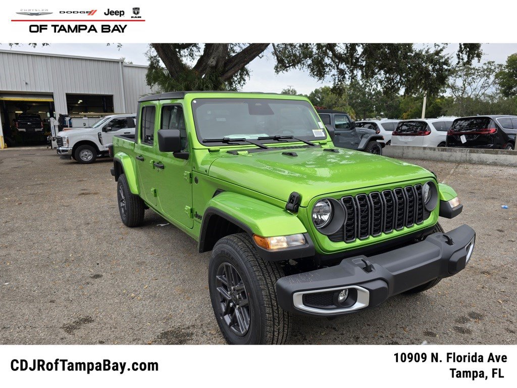 2026 Jeep Gladiator Sport S's photo