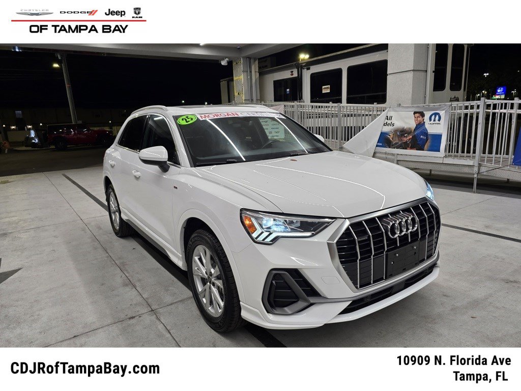 2025 Audi Q3 S Line Premium's photo