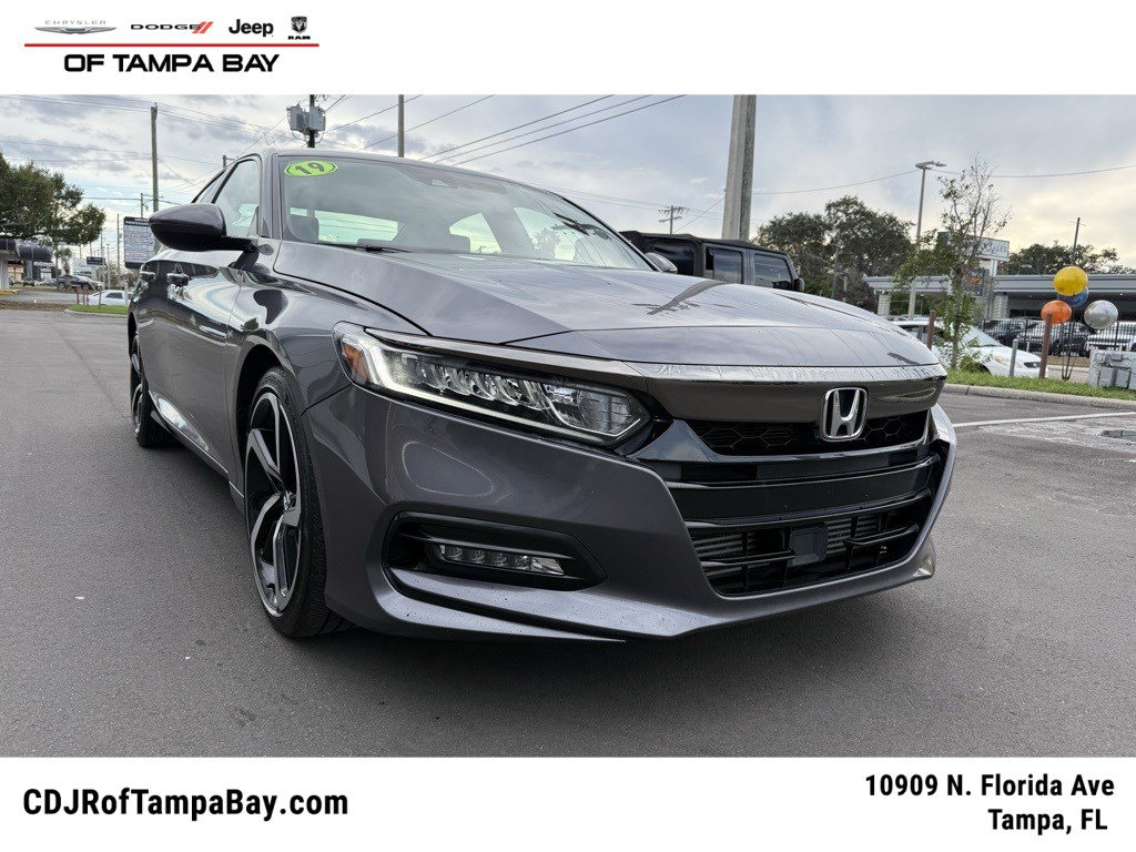 2019 Honda Accord Sport's photo