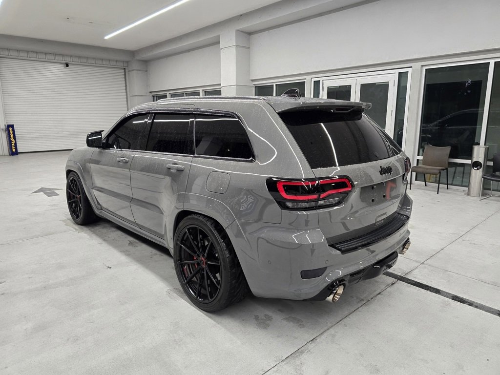 2020 Jeep Grand Cherokee SRT8 photo 3