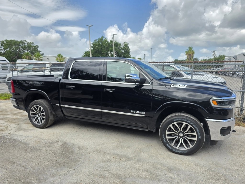 2025 Ram 1500 Limited photo 4