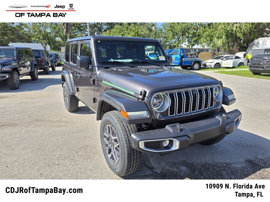 2025 Jeep Wrangler 4-Door Sahara's photo