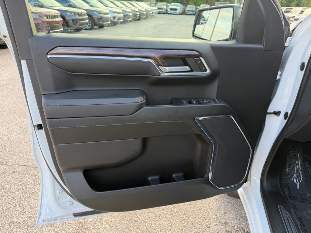 2023 Chevrolet Silverado 1500 LT Trail Boss - Photo 14