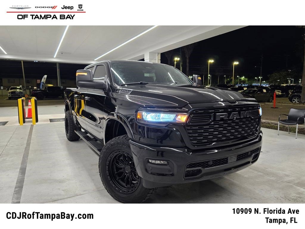 2026 RAM 1500 Big Horn/Lone Star 4x4 Crew Cab 5'7's photo