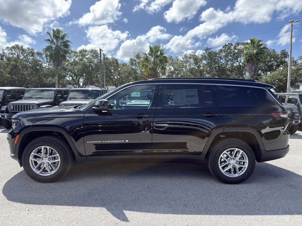 New 2025 Jeep Grand Cherokee L LAREDO X 4X2 Sport Utility