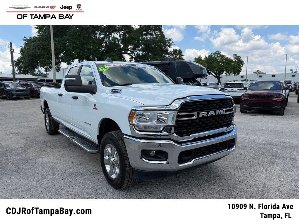 2024 RAM 3500 Big Horn 4X4 Crew Cab LWB's photo