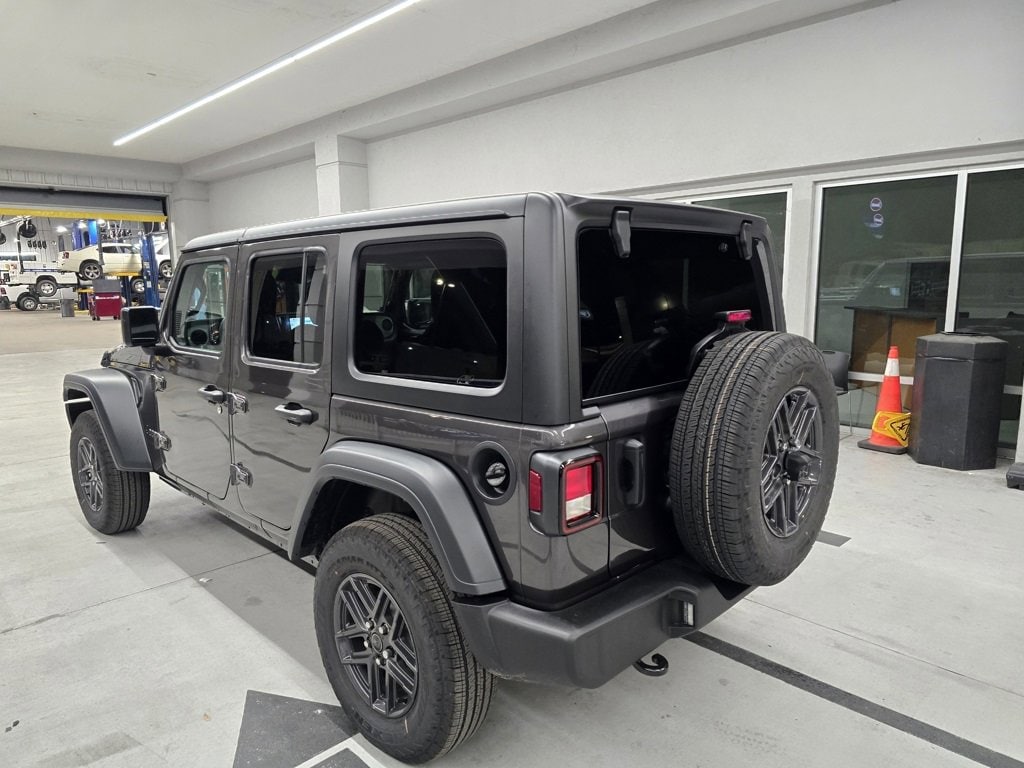 New 2025 Jeep Wrangler 4-DOOR SPORT S Sport Utility