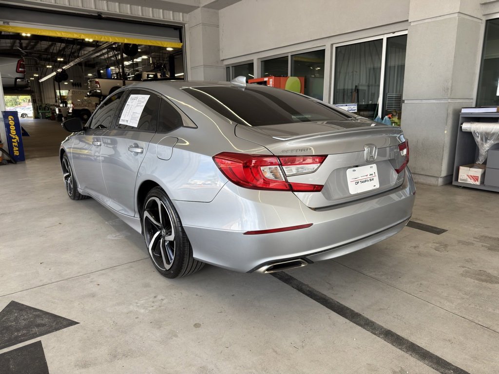 2018 Honda Accord Sport 1.5T photo 2