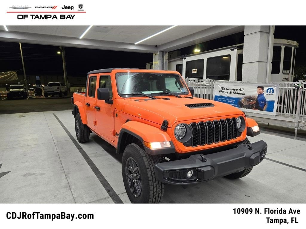 New 2025 Jeep Gladiator SPORT S 4X4 Pickup