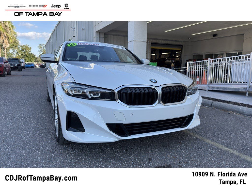 2023 BMW 3 Series 330i's photo