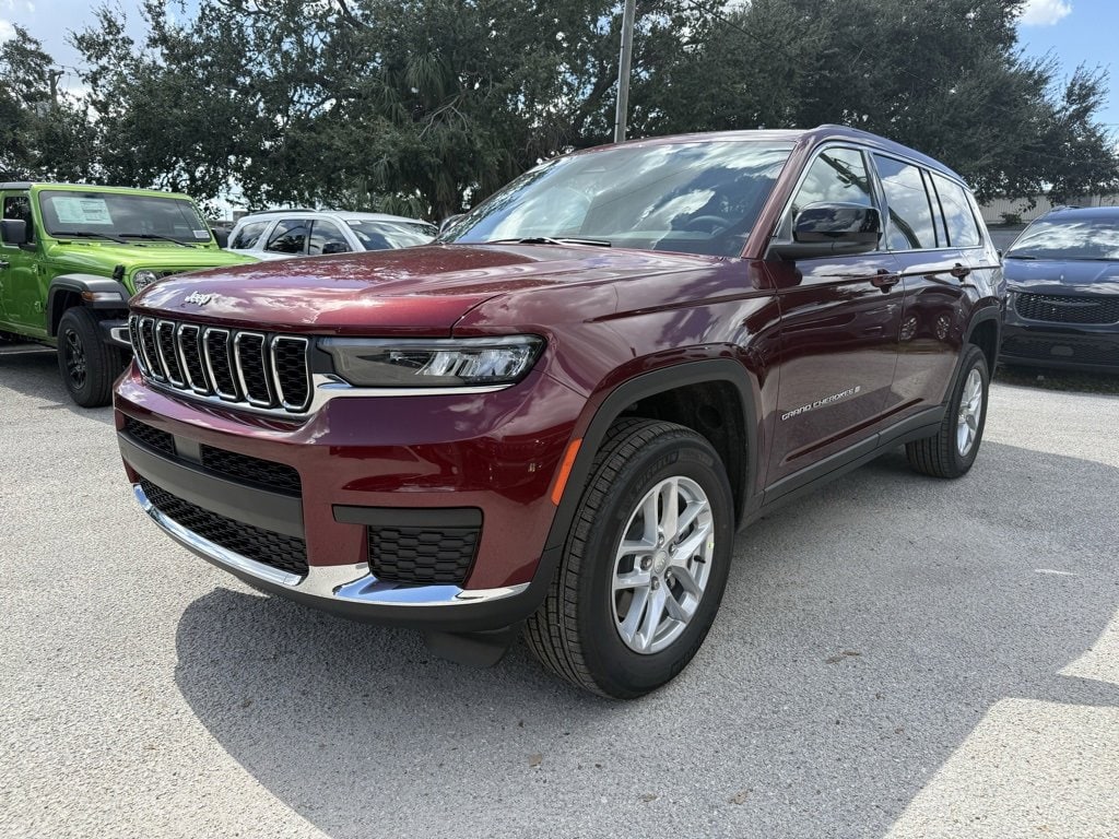 New 2025 Jeep Grand Cherokee L LAREDO X 4X4 Sport Utility