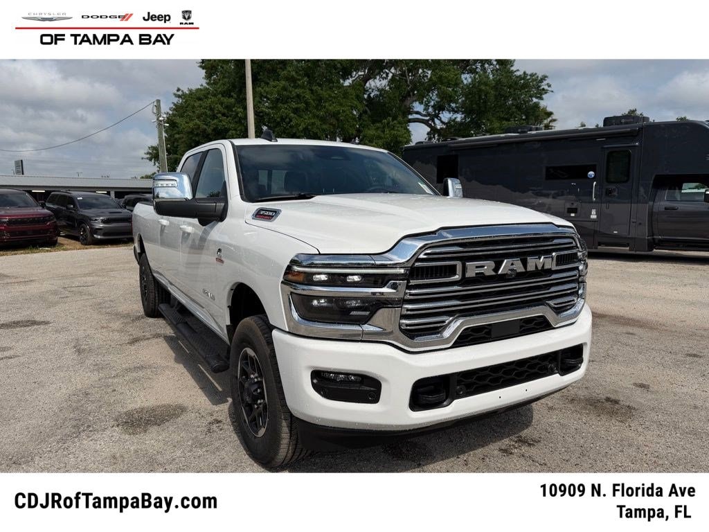 New 2026 Ram 3500 LARAMIE CREW CAB 4X4 8' BOX Pickup