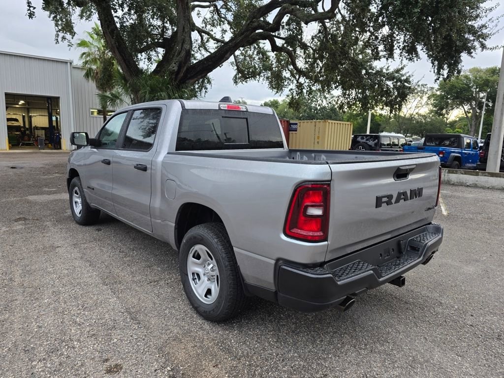 New 2026 Ram 1500 TRADESMAN CREW CAB 4X4 5'7 BOX Pickup