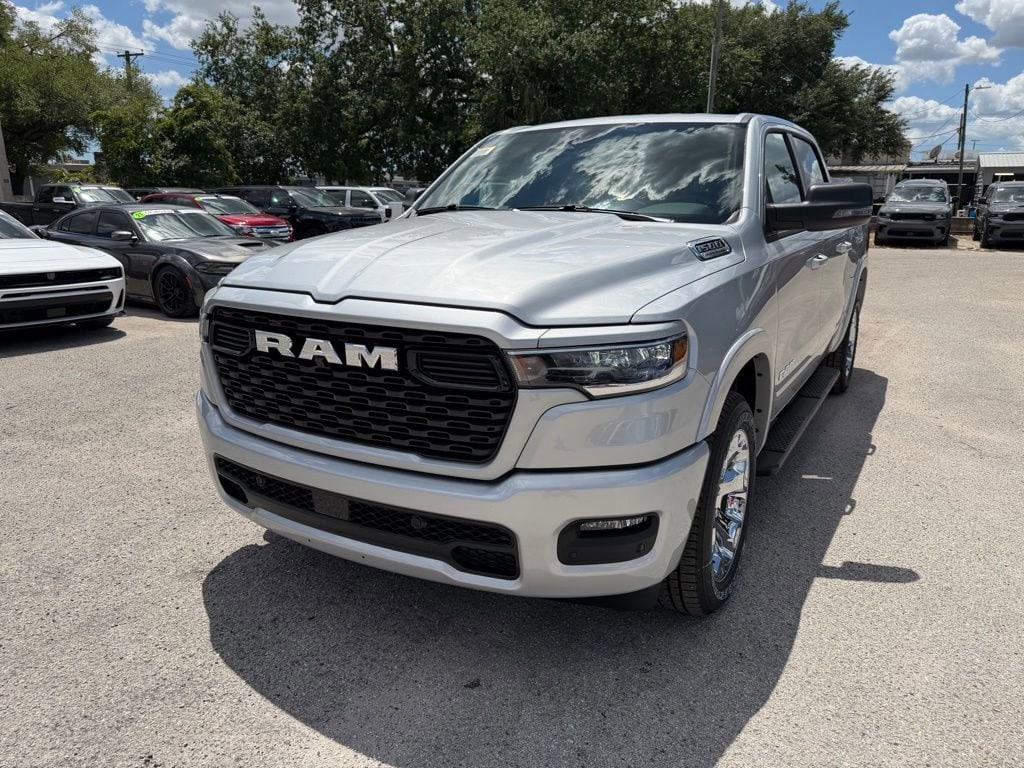 New 2026 Ram 1500 BIG HORN CREW CAB 4X4 5'7 BOX Pickup