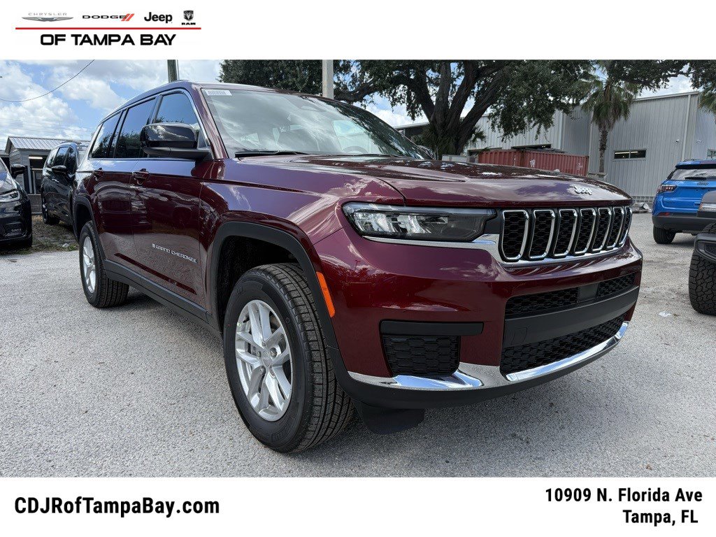 2025 Jeep Grand Cherokee L Laredo's photo