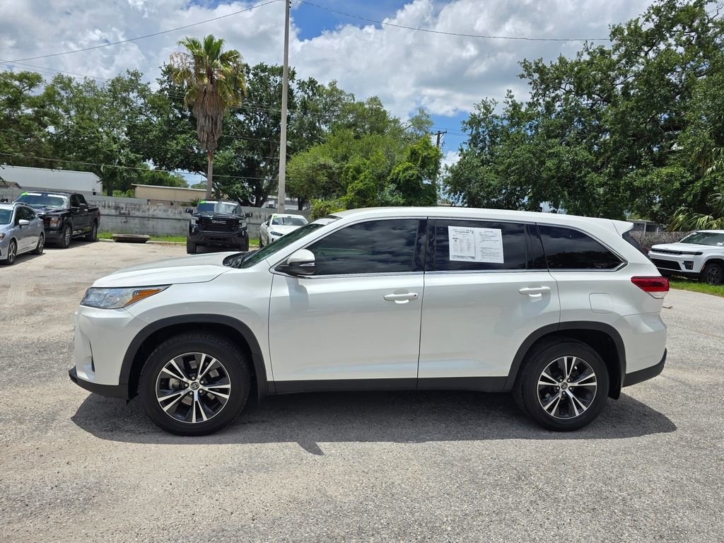 Certified 2019 Toyota Highlander LE LE V6 AWD