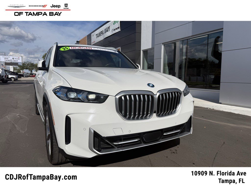 2025 BMW X5 50e's photo