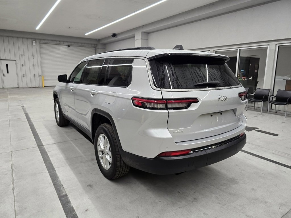 New 2025 Jeep Grand Cherokee L LAREDO 4X4 Sport Utility