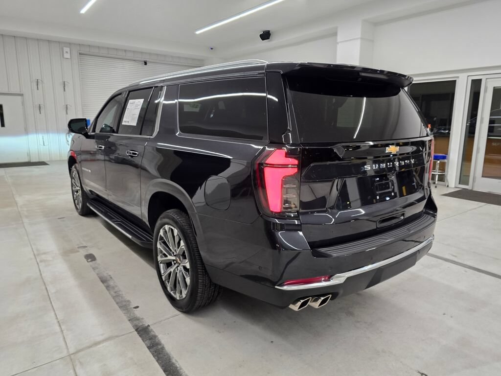 Used 2025 Chevrolet Suburban High Country 2WD High Country