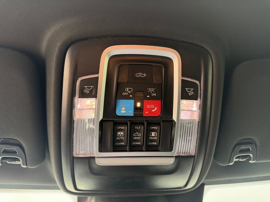 2025 RAM 2500 Laramie - Photo 31