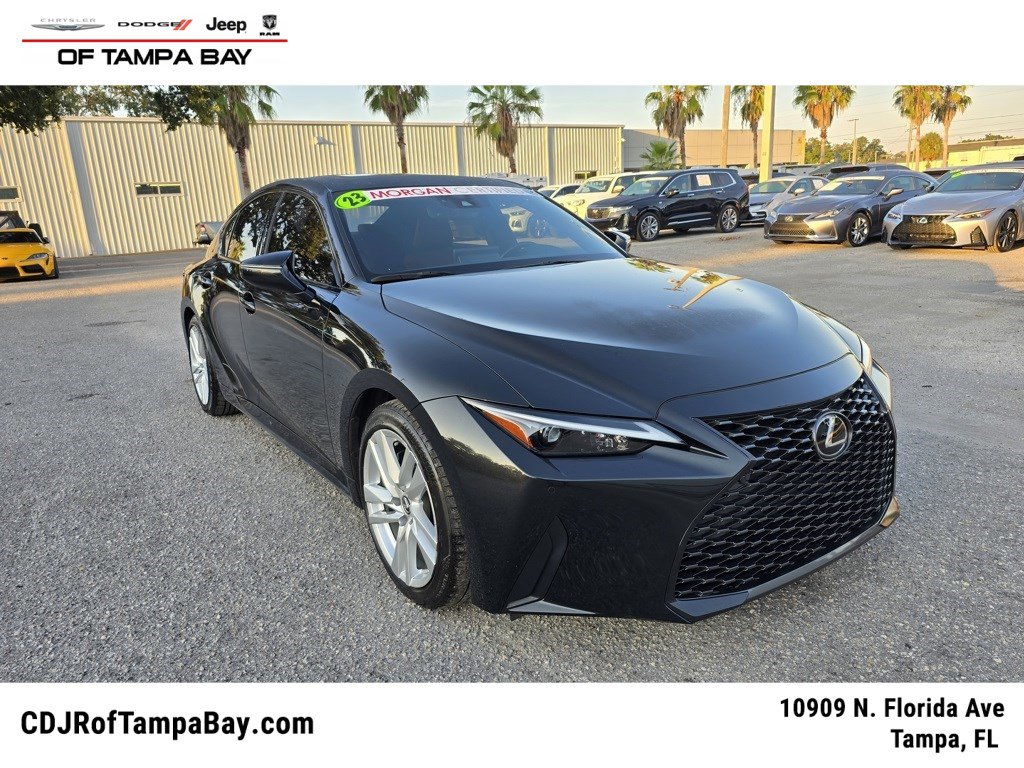 2023 Lexus IS