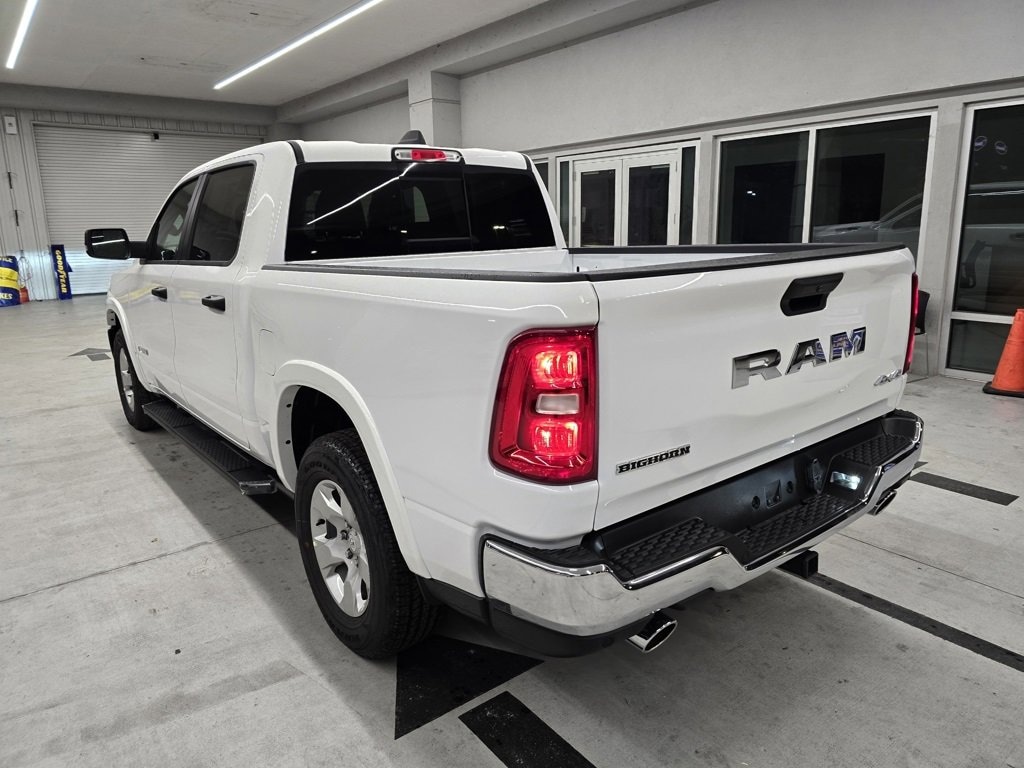 New 2026 Ram 1500 BIG HORN CREW CAB 4X4 5'7 BOX Pickup