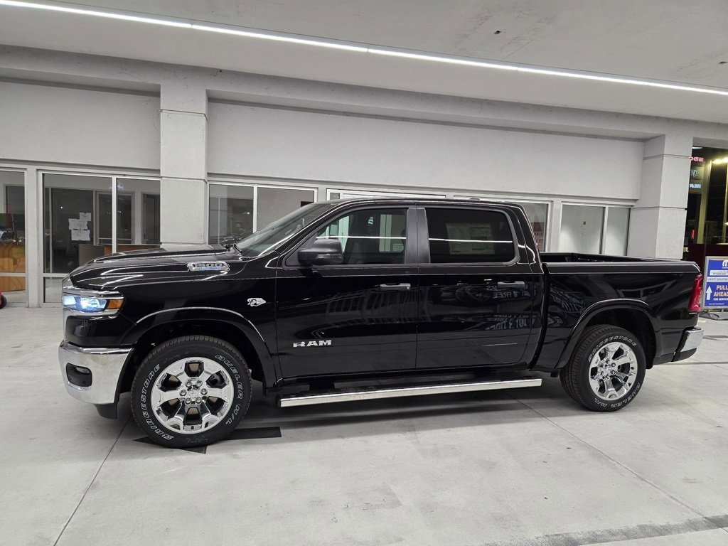 New 2026 Ram 1500 BIG HORN CREW CAB 4X4 5'7 BOX Pickup