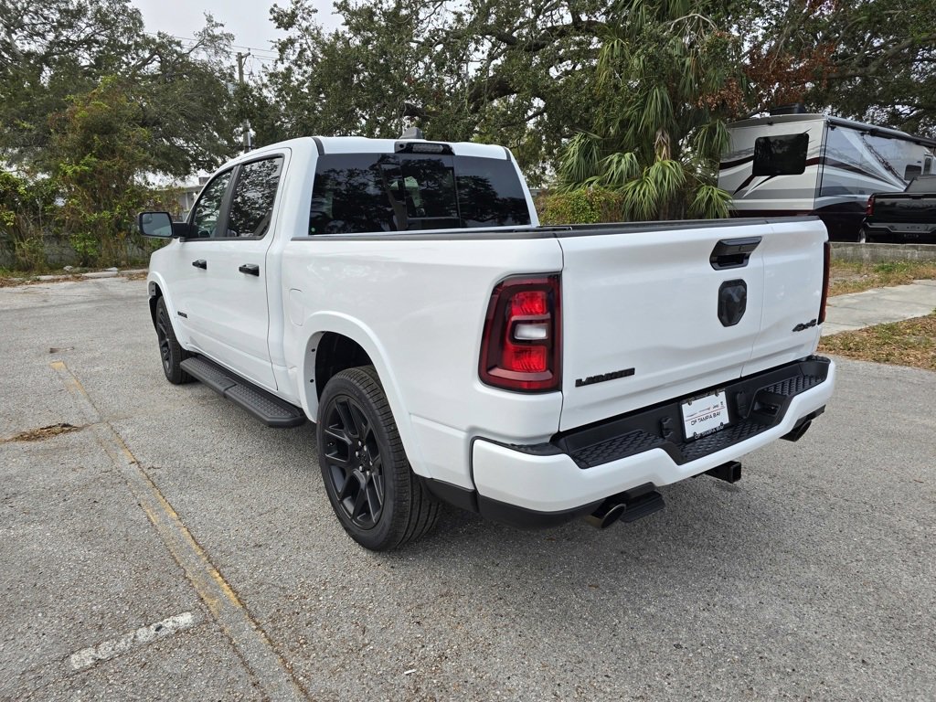 2025 Ram 1500 Laramie photo 4