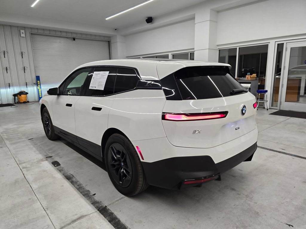 Used 2023 BMW iX xDrive50 xDrive50 Sports Activity Vehicle