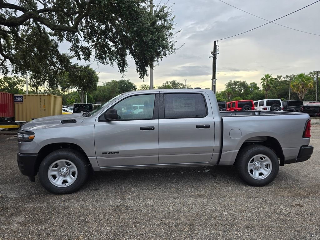 New 2026 Ram 1500 TRADESMAN CREW CAB 4X4 5'7 BOX Pickup