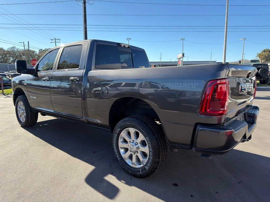 2025 RAM 2500 Laramie - Photo 4