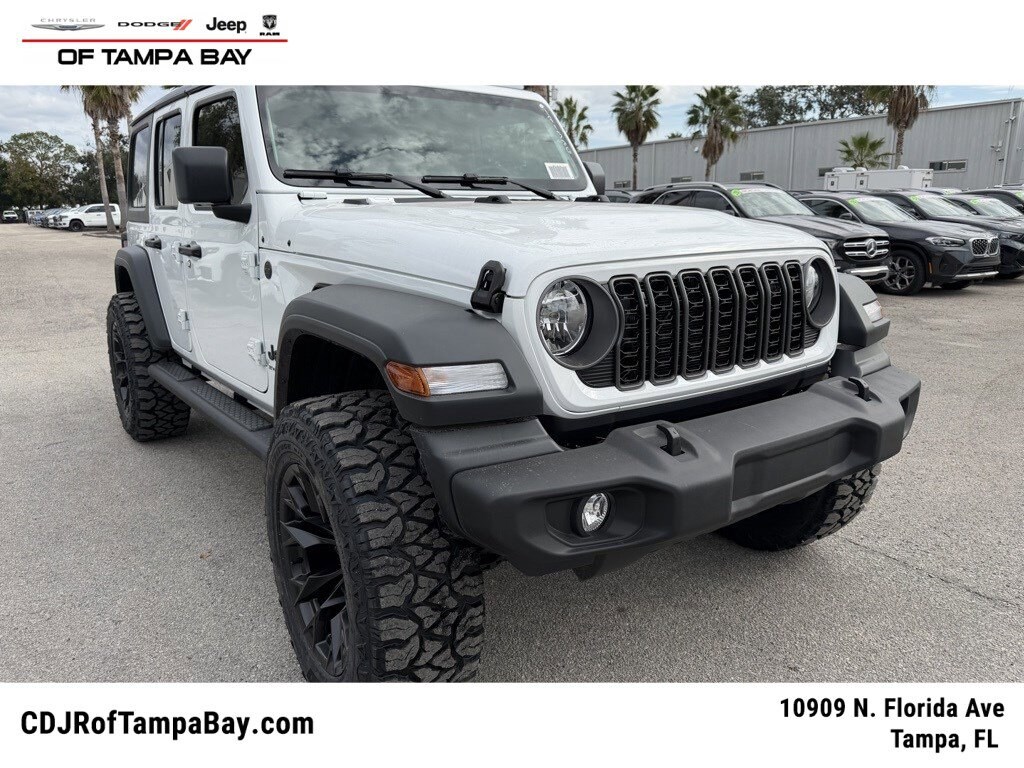 2026 Jeep Wrangler 4-Door Sport's photo